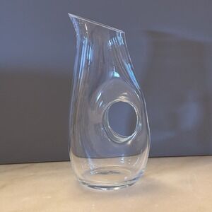 Modern Contemporary 52oz Glass Wine Carafe Pitcher 12" Tall With Built In Handle